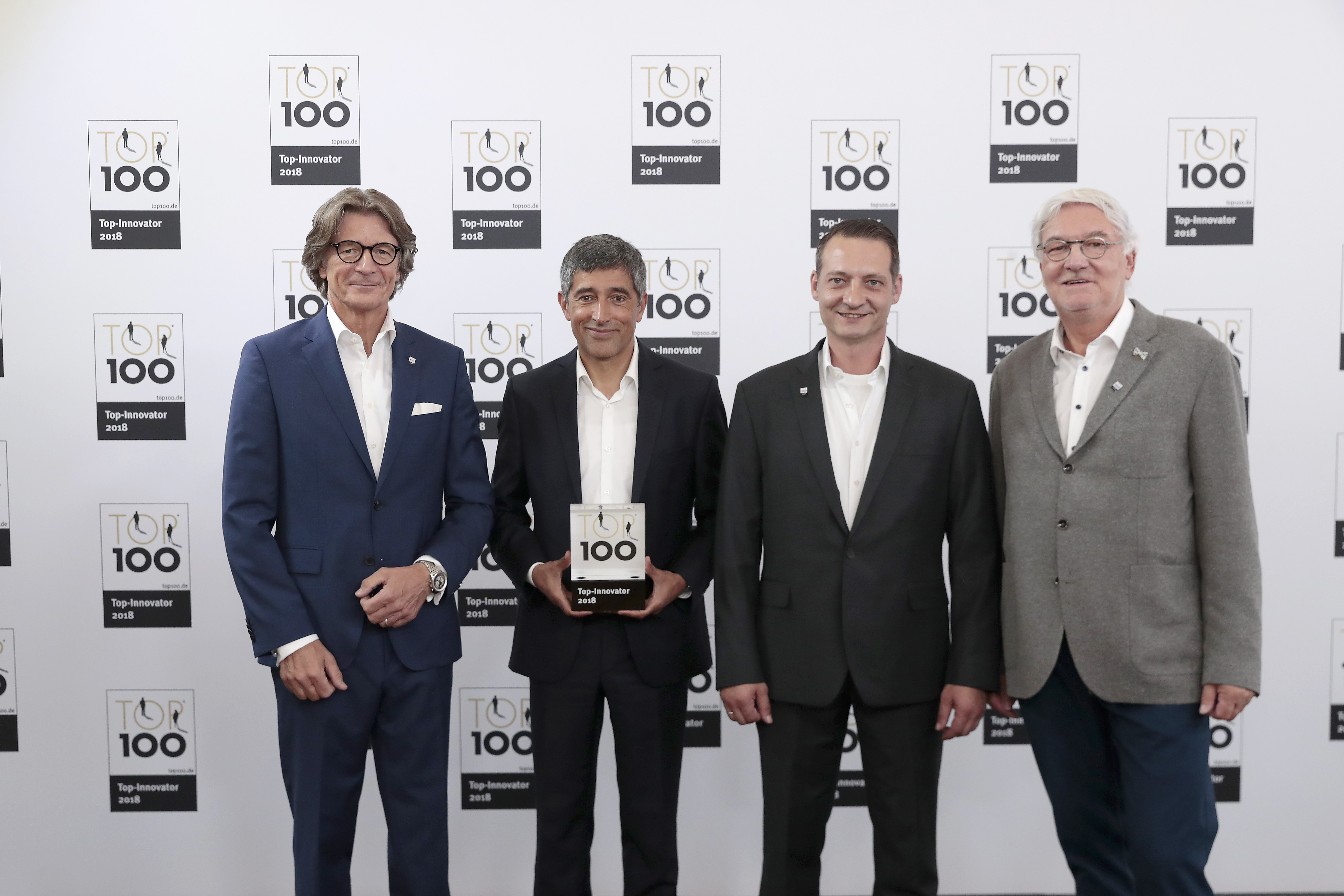 Döllken gewinnt TOP 100 Award